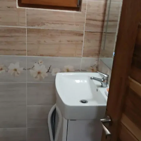 Ene Strada Poienari Nr 13 A